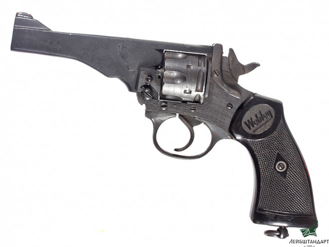 Фотография Револьвер Webley Mark IV, Великобритания - Увеличенное изображение