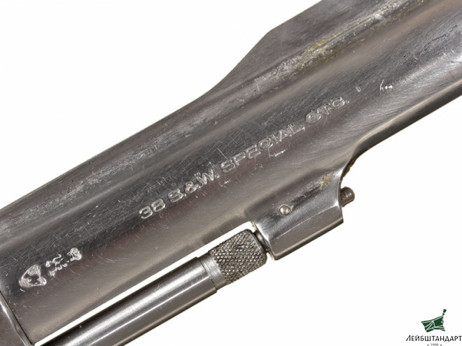 Фото Револьвер Смит-Вессон (Smith & Wesson mod.67), США - Увеличенное изображение