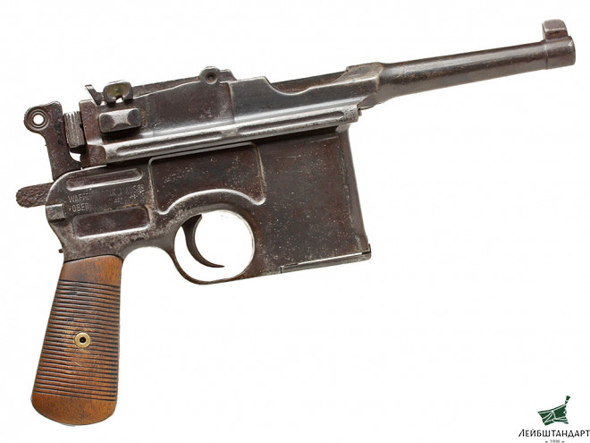 Один из видов Пистолет "Маузер" (Mauser) - модель "Боло" в кобуре, Германия - Увеличенное изображение