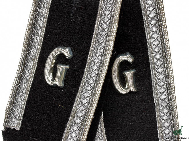 Фото Пара посеребреных букв "G" на погоны для унтер-офицеров полка "Германия" Ваффен-СС, Германия, Копия - Увеличенное изображение