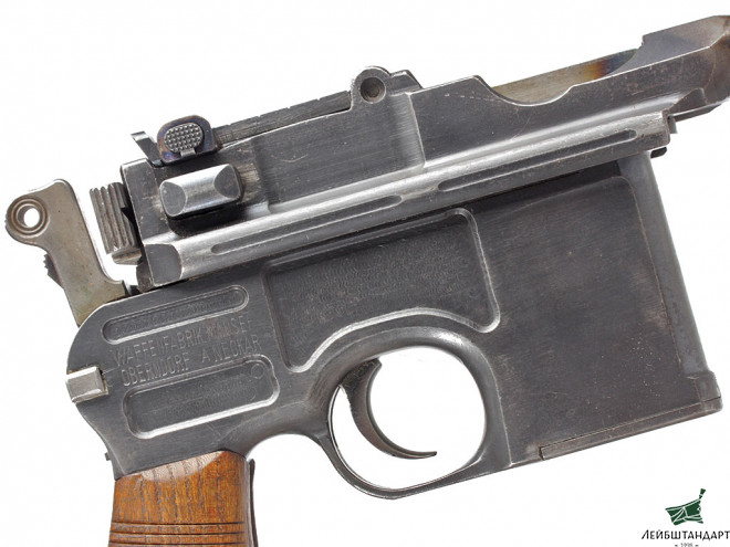 Картинка Пистолет Маузер С-96 (Mauser С96) - "Красная девятка" в кобуре, Германия - Увеличенное изображение