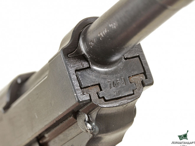 Картинка Пистолет Вальтер П-38 (Walther P-38), 1942 год, Германия - Увеличенное изображение