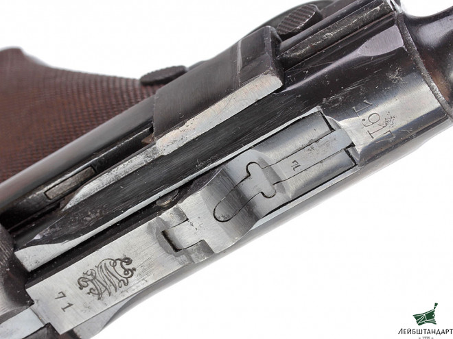 Картинка Пистолет П-08 "Парабеллум" (Pistole 08, Parabellumpistole), 1917 год, Германия - Увеличенное изображение