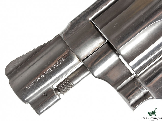 Картинка Револьвер Смит-Вессон (Smith & Wesson mod.60), США - Увеличенное изображение