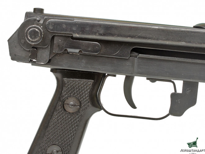 Один из видов Пистолет-пулемет Судаева (ППС-43), 1952 год, Польша - Увеличенное изображение