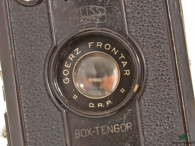 Фото Фотоаппарат "Box-Tengor" в футляре, Германия - Увеличенное изображение