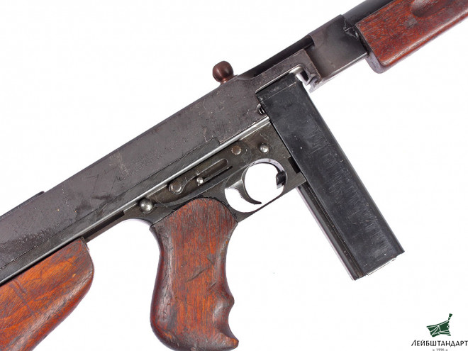 Фото Пистолет-пулемет Томпсон (Thompson M 1928 A1), США - Увеличенное изображение