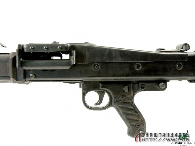 Фото Ручной пулемет MG-42, ММГ - Увеличенное изображение