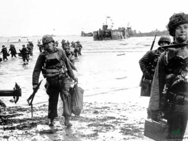 Один из видов Нашивка 1-я пехотная дивизия «Большая красная единица», США, копия - Увеличенное изображение
