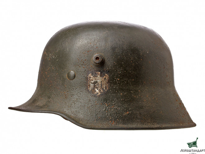 Один из видов Стальной шлем обр.1918 года, Германия - Увеличенное изображение