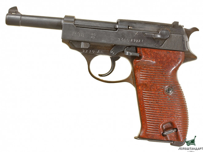 Фотография Пистолет Вальтер П-38 (Walther P-38), 1942 год, Германия - Увеличенное изображение