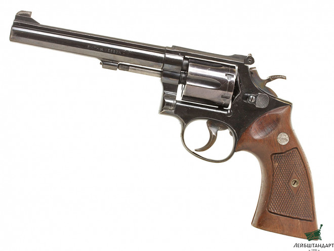 Один из видов РЕВОЛЬВЕР "СМИТ И ВЕССОН", МОДЕЛЬ L4-I (SMITH & WESSON), США - Увеличенное изображение