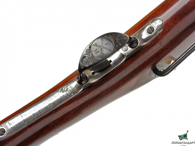 Картинка Кавалерийский карабин Спрингфилд обр.1873 года (Springfield M1873 "Trapdoor" Carbine) в памятном заказном исполнении, в футляре. США - Увеличенное изображение