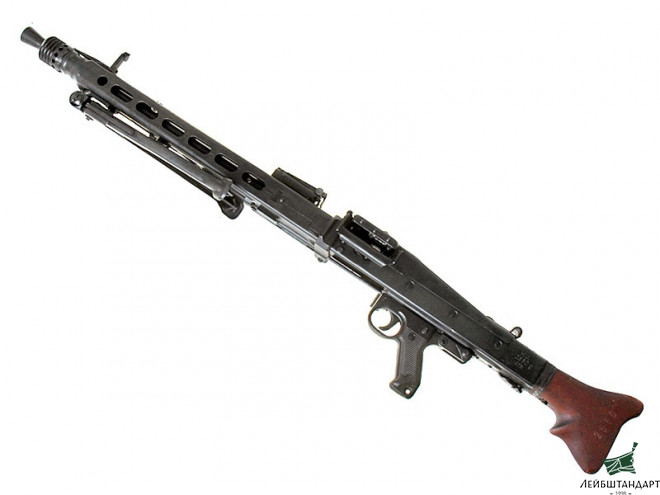 Один из видов Единый пулемет МГ-42 (MG-42), Германия - Увеличенное изображение