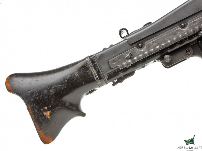 Фото Единый пулемет М53 (югославский MG-42), Югославия - Увеличенное изображение