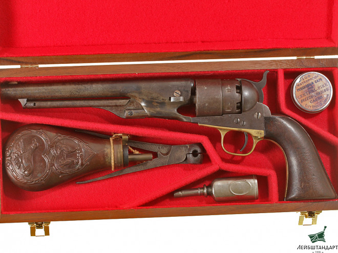 Фотография Капсюльный револьвер Кольт обр.1860 года (Colt Army M1860) в футляре, США - Увеличенное изображение