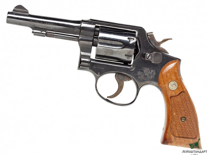 Фотография Револьвер "Смит и Вессон", модель 10-5 (Smith & Wesson), США - Увеличенное изображение