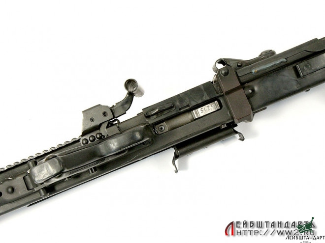 Фотография Ручной пулемет MG-42, ММГ - Увеличенное изображение