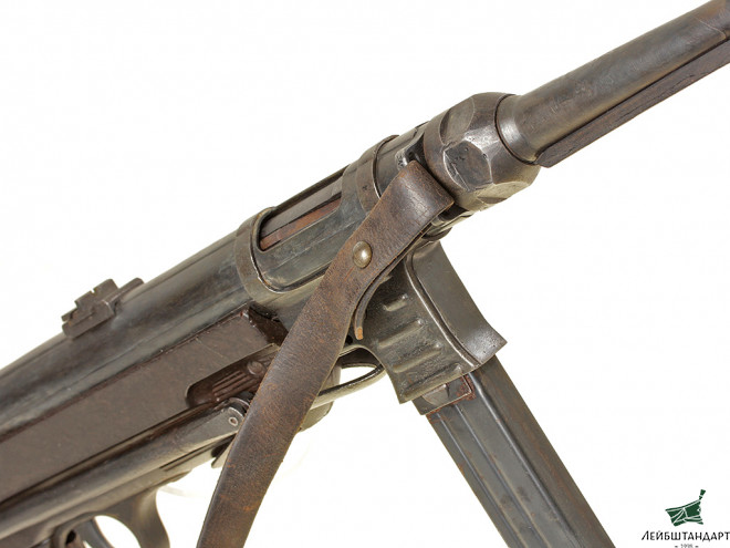 Фото Пистолет-пулемет МП-40 (МР40), 1943 год, Германия - Увеличенное изображение