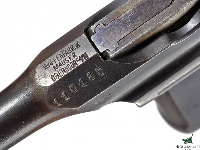 Фотография Пистолет Маузер С-96 (Mauser С96) - "Красная девятка" в кобуре, Германия - Увеличенное изображение