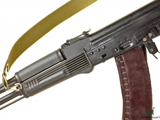 Фотография Автомат Калашникова АК-74М, СССР - Увеличенное изображение