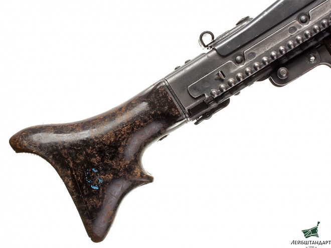 Фото Единый пулемет МГ-42 (MG-42), Германия - Увеличенное изображение