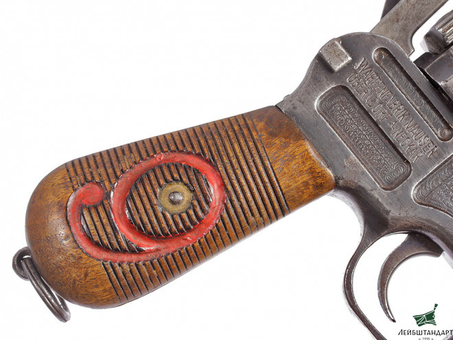 Купить Пистолет Маузер С-96 (Mauser С96) - "Красная девятка" в кобуре, Германия - Увеличенное изображение