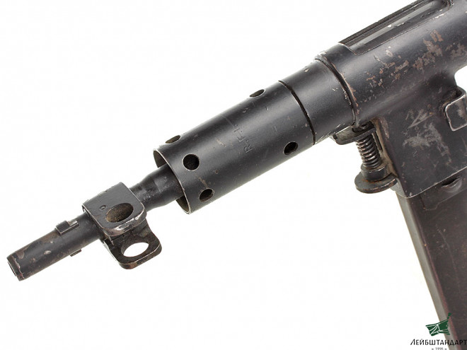 Картинка Пистолет-пулемет СТЭН (STEN Mark 5/Mk.V) со штыком, Великобритания - Увеличенное изображение