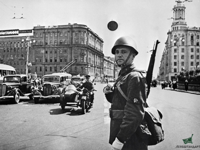 Картинка Нарукавный знак Начсостава обр 1939 г. подразделений РУД РКМ, СССР, копия - Увеличенное изображение