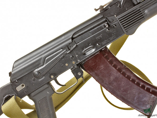 Картинка Автомат Калашникова АК-74М, СССР - Увеличенное изображение