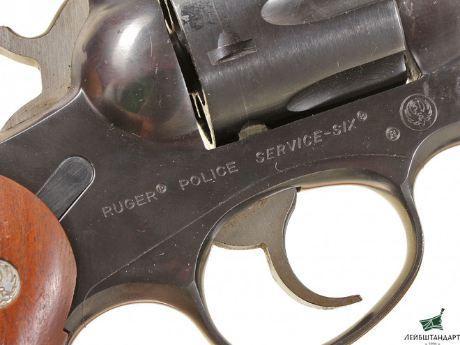 Картинка Револьвер "Ругер" (Ruger Police Service-Six), США - Увеличенное изображение