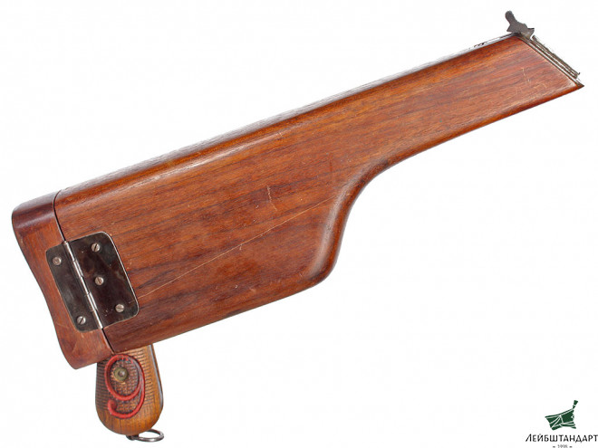 Фото Пистолет Маузер С-96 (Mauser С96) - "Красная девятка" в кобуре, Германия - Увеличенное изображение