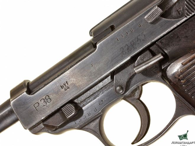 Один из видов Пистолет Вальтер П-38 (Walther P.38), Германия - Увеличенное изображение