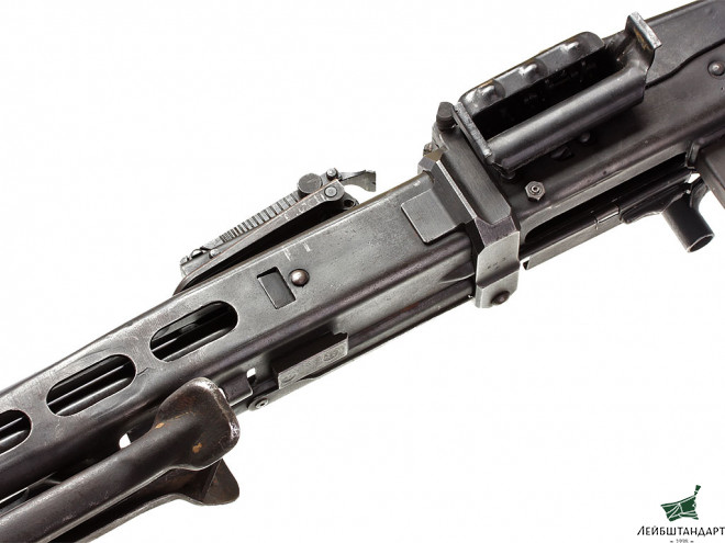 Изображение Единый пулемет МГ-42 (MG-42), Германия - Увеличенное изображение