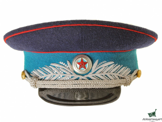 Фотография Парадная фуражка генерала (комиссара) милиции образца 1943 года. СССР, копия - Увеличенное изображение