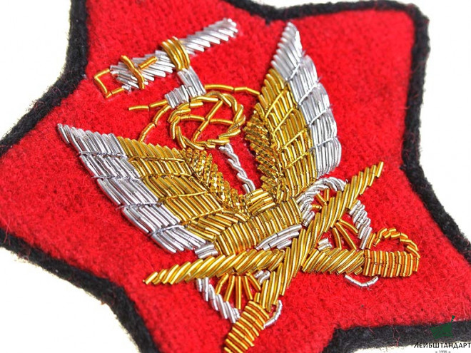 Изображение Нарукавный знак командного состава отряда бронеавтомобилей РККА, 1919-1920-е годы. РСФСР, копия - Увеличенное изображение