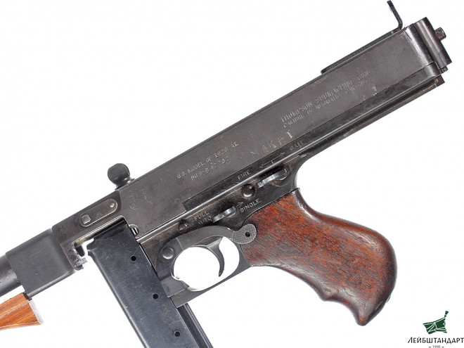 Купить Пистолет-пулемет Томпсон (Thompson M1928 A1), США - Увеличенное изображение