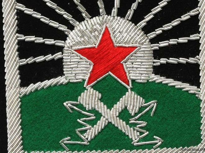 Изображение Нарукавный знак телеграфистов и электроосветительной службы инженерных войск РККА обр. 1922 г. РСФСР, копия - Увеличенное изображение