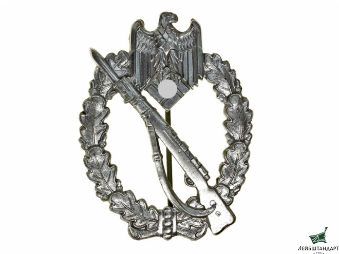 Изображение Квалификационный пехотный штурмовой знак с наградным листом и солдатской книжкой владельца, Германия - Увеличенное изображение