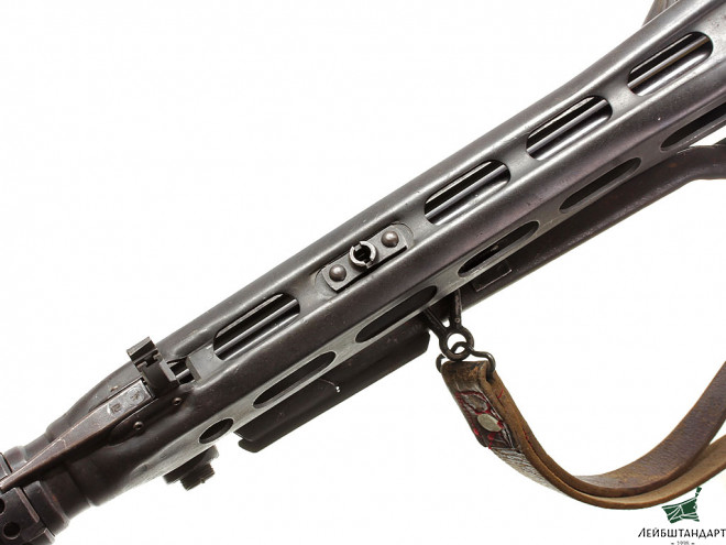 Фото Единый пулемет МГ-42 (MG-42), Германия - Увеличенное изображение