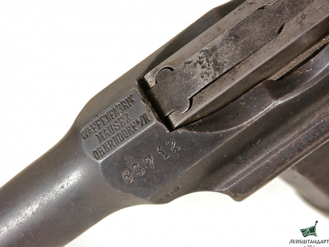 Фотография Пистолет Маузер С-96 (Mauser С96) в кобуре, Германия - Увеличенное изображение