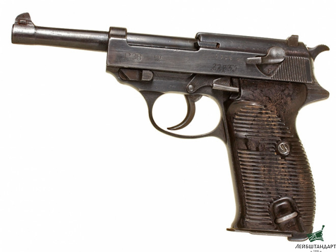 Фотография Пистолет Вальтер П-38 (Walther P.38), Германия - Увеличенное изображение