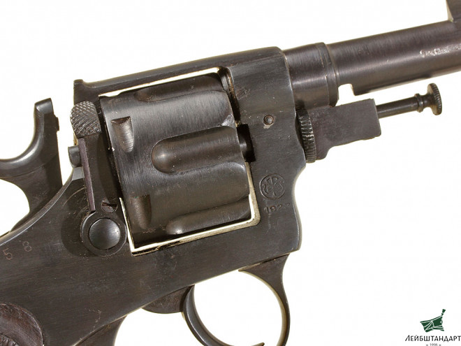 Один из видов Револьвер Бодео M1889 "Модерн" (Bodeo M1889 Modern), Италия - Увеличенное изображение
