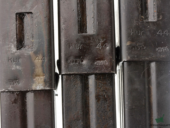 Фото Лот магазинов к пистолету-пулемету МП-38/40, 1944 год, Германия - Увеличенное изображение