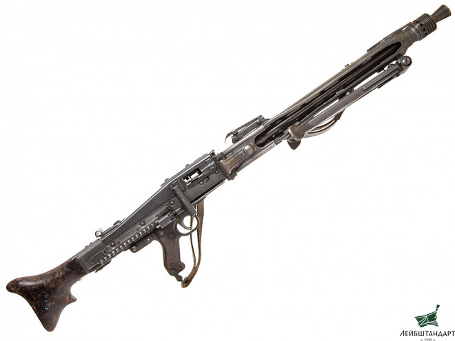 Один из видов Единый пулемет МГ-42 (MG-42), Германия - Увеличенное изображение
