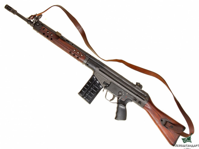 Фотография Автоматическая винтовка "Хеклер и Кох" (Heckler & Koch G3), Германия - Увеличенное изображение