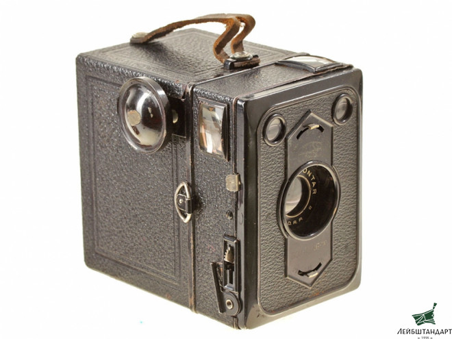 Изображение Фотоаппарат "Box-Tengor" в футляре, Германия - Увеличенное изображение