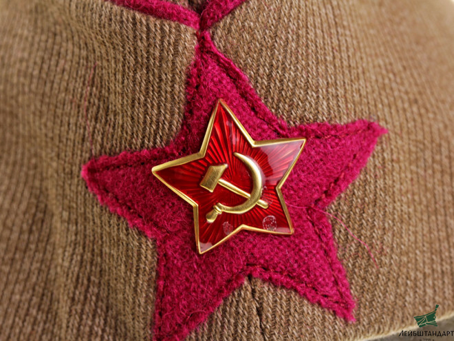 Один из видов Пилотка командного и начальствующего состава пехоты РККА. СССР, копия - Увеличенное изображение