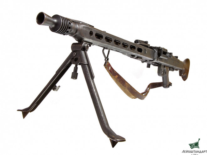 Фотография Единый пулемет МГ-42 (MG-42), Германия - Увеличенное изображение