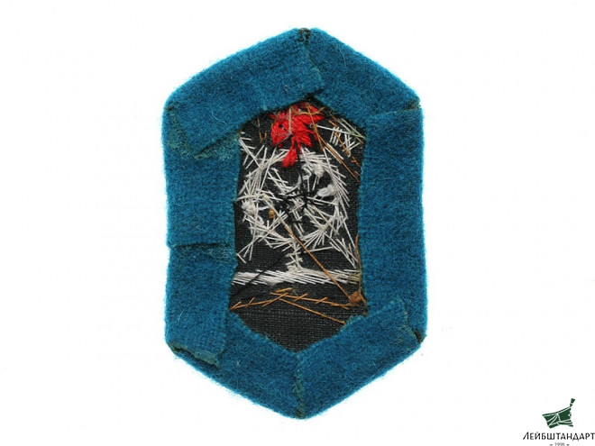 Один из видов Нарукавный знак корпуса военных топографов обр.1923 г. РСФСР, копия - Увеличенное изображение